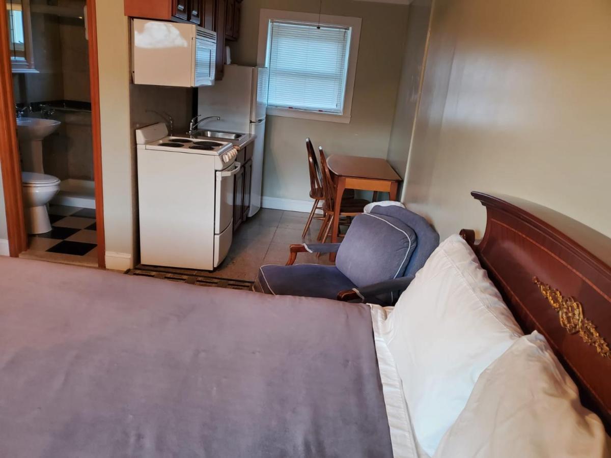 Golden Gate Motel 2*