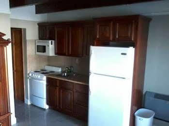 Golden Gate Lodging 2*